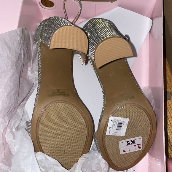 Style Becca - Picture 2 of 3